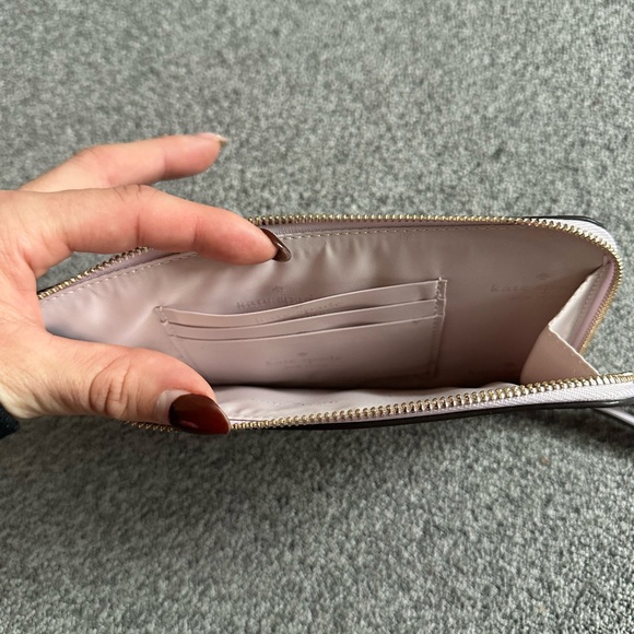 kate spade lavender Wristlet - Picture 2 of 4